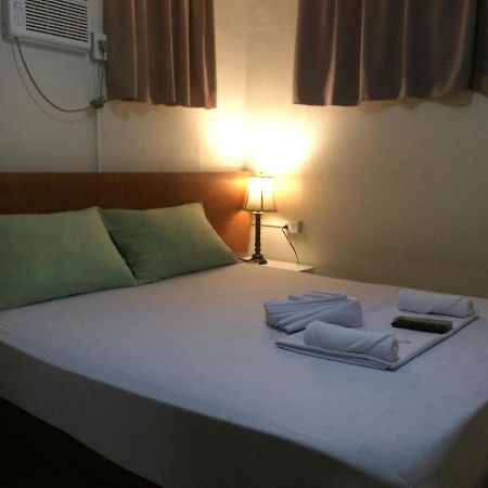Crisfil'S Lodge Incorporated Dumaguete City Zewnętrze zdjęcie